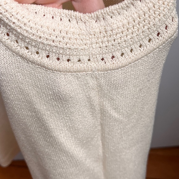 ST JOHN Sport cream knit tank P will blend crochet detail - Picture 5 of 9